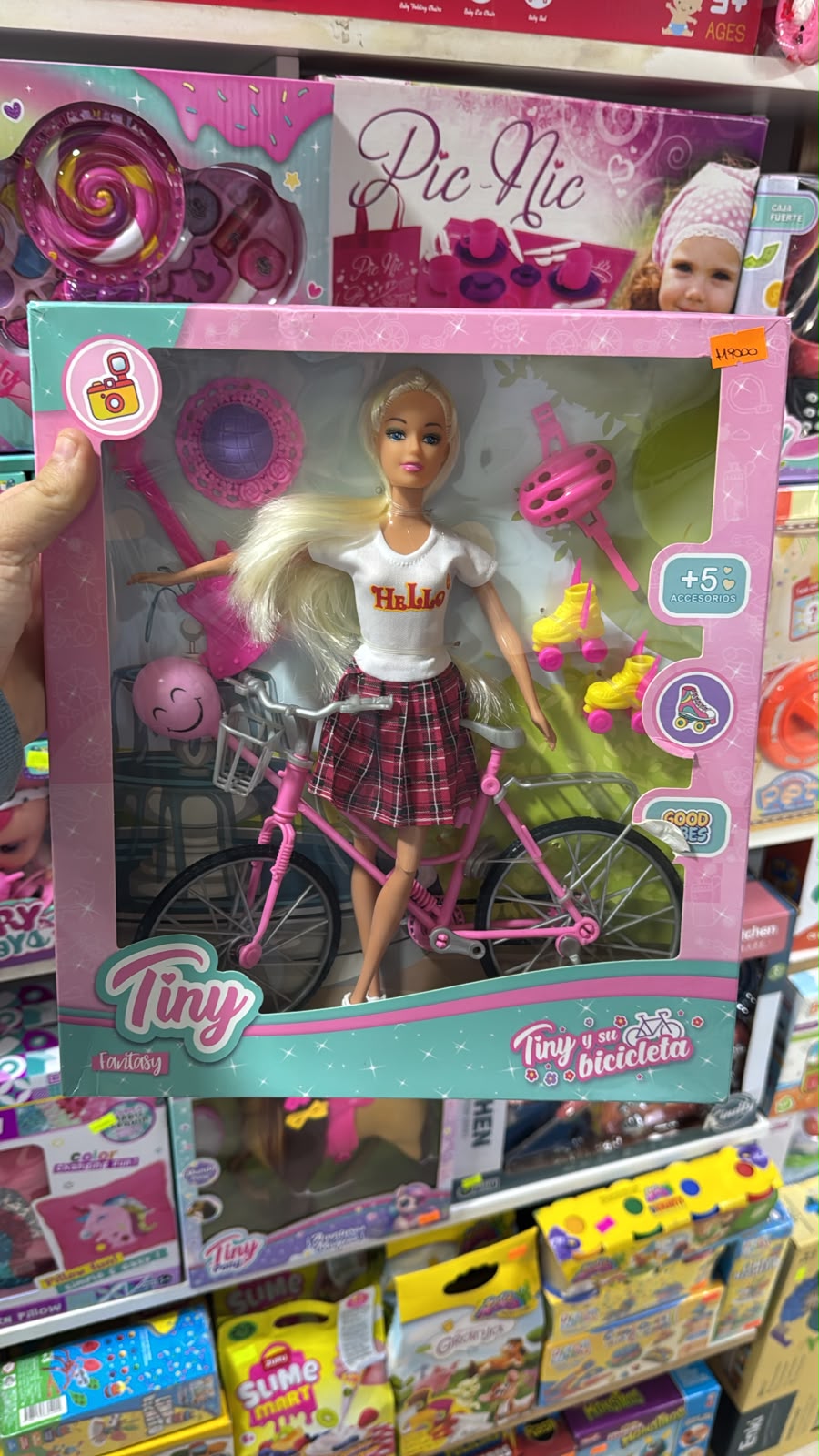 Tiny Muñeca en Bicicleta