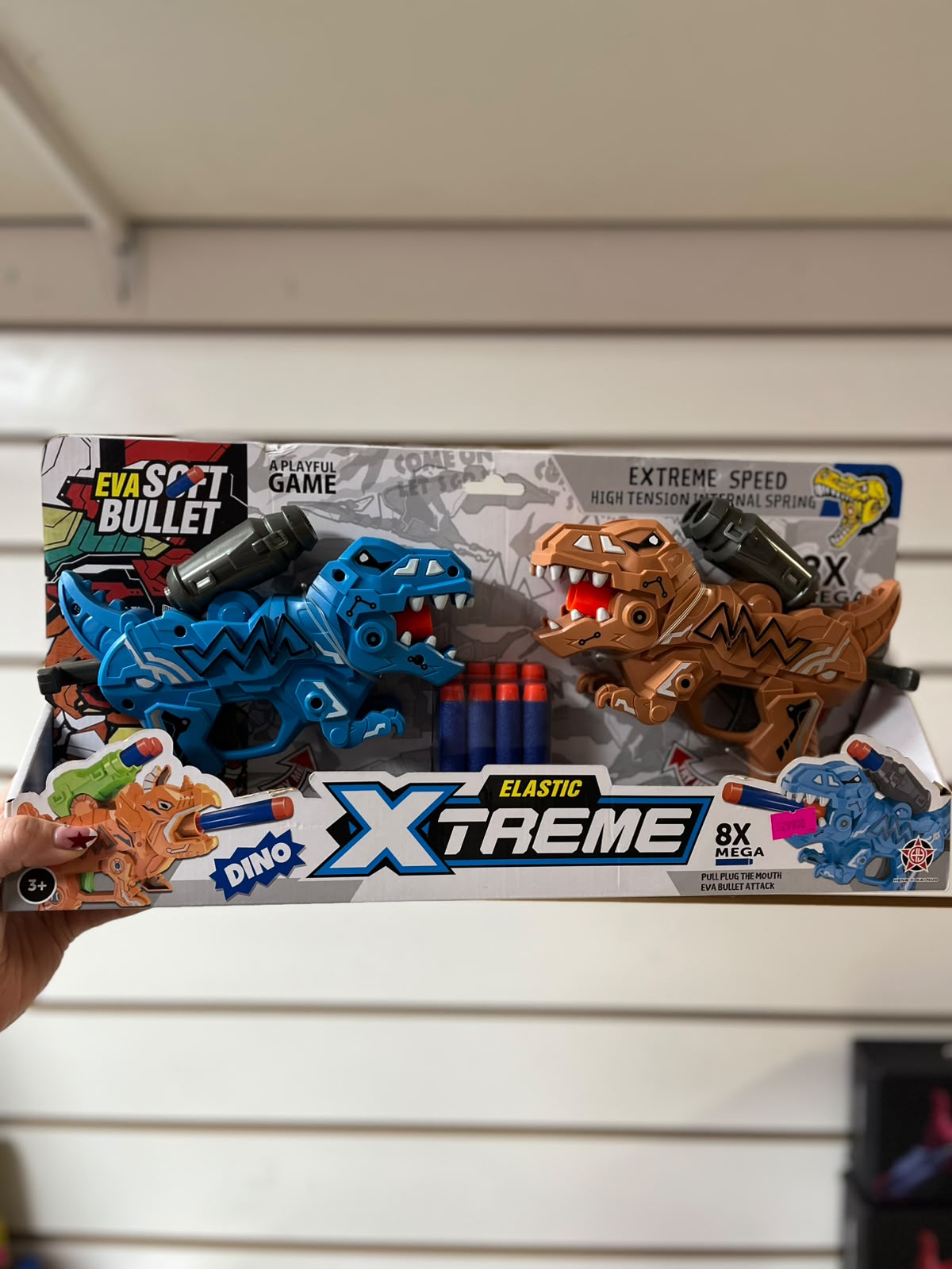 Pistola de dinosaurios.